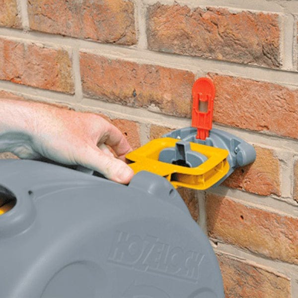 Hozelock® Wall or Floor Garden Hose Pipe 25m - FitfitGarden