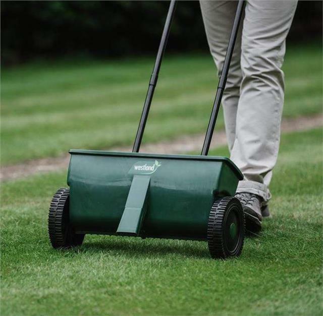 Westland® Lawn Drop Spreader - FitfitGarden
