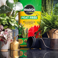 Miracle-Gro® Peat Free Houseplant Compost 10 Litre